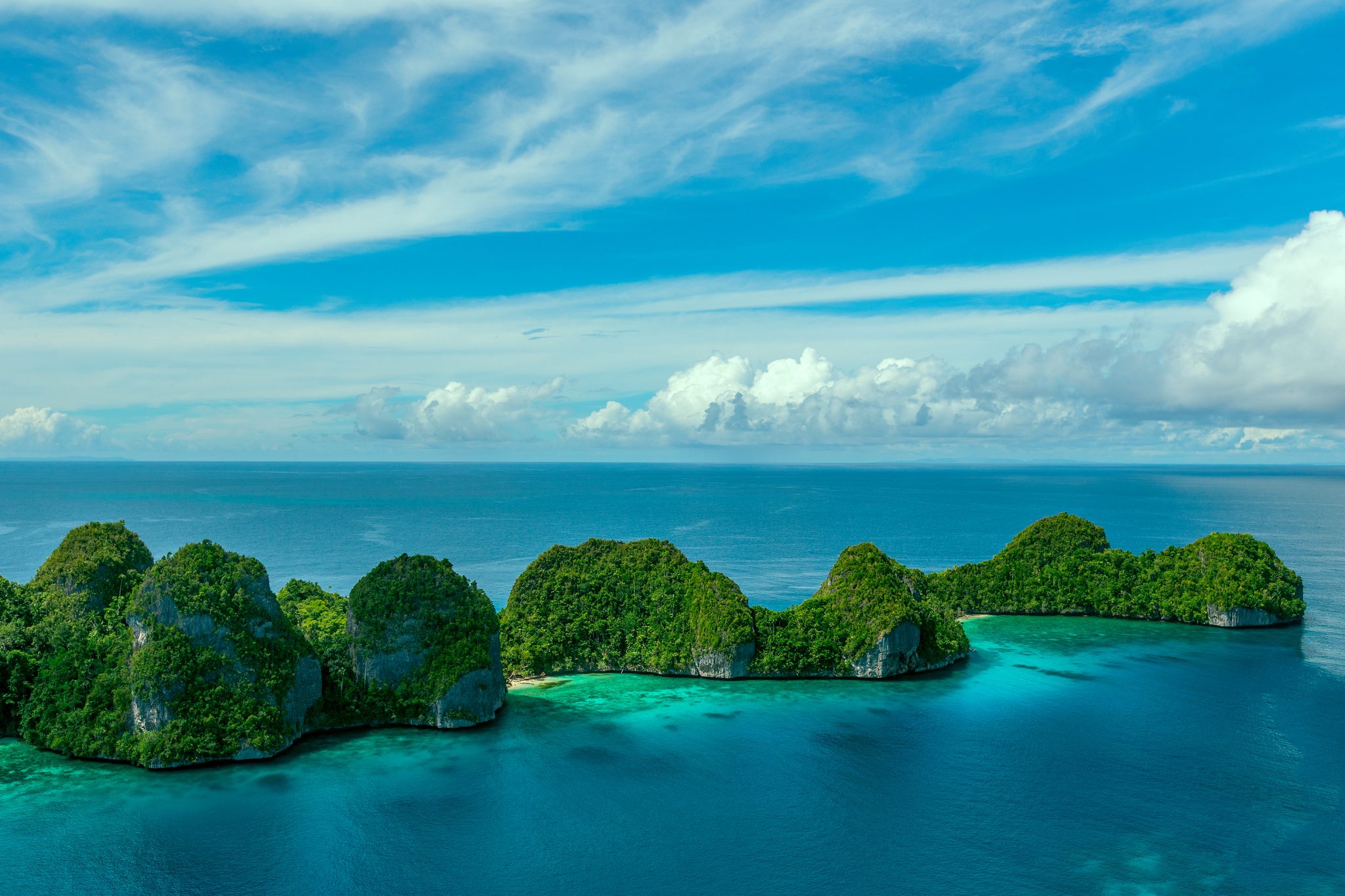 Em Raja Liveaboard atinge recife de corais em Raja Ampat – Scuba News